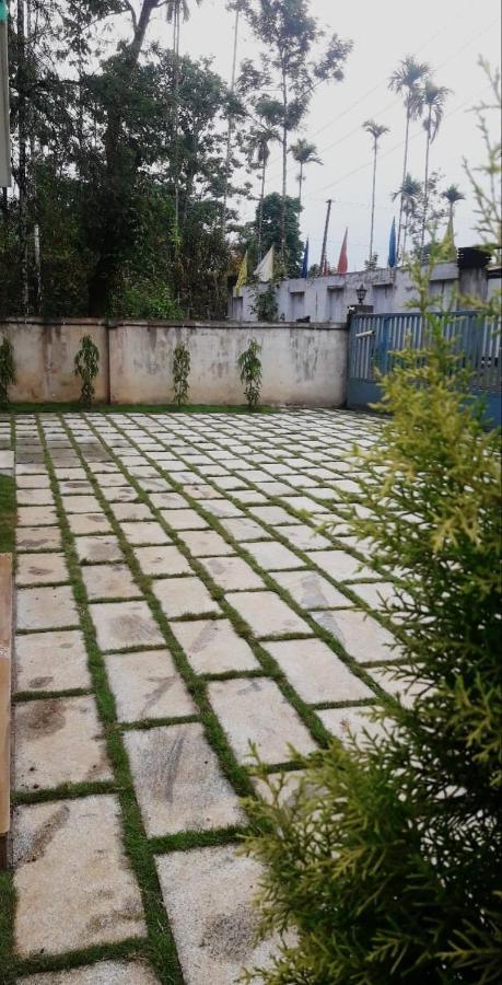 Wayanad Snow Vibes Villa Витири Екстериор снимка