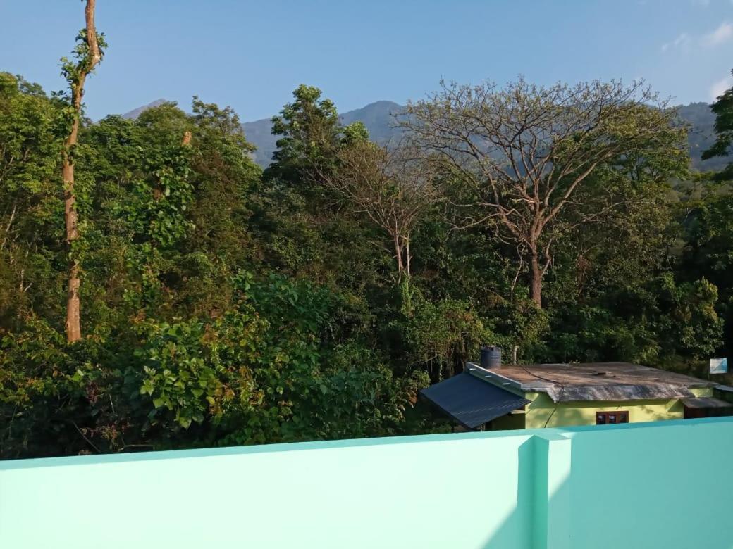 Wayanad Snow Vibes Villa Витири Екстериор снимка
